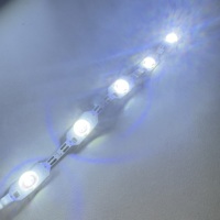 Bande lumineuse à réflexion diffuse étanche IP65 à haute luminosité 2835 24LEDs DC12V/24V Blanc froid 14W 12000K Lumière à une seule coupe