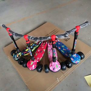 Vente en gros de jouets pour enfants, Scooter à pied 3 roues en Pu, trottinette à pied à vendre - Product Image 6