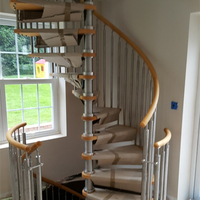 Escalier en colimaçon en bois pour décoration de villa, marches en bois, escalier en spirale rond, intérieur luxueux
