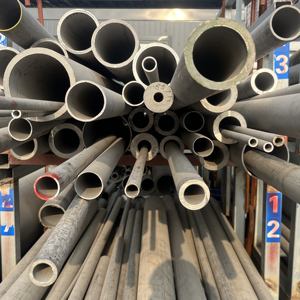 ท่อสแตนเลสเกรด ASTM A270 3A ขนาด 2 นิ้ว 6 นิ้ว 304 304L 316 316L ผลิตด้วยกรรมวิธีรีดเย็น ผิวขัดเงา เชื่อมต่อแบบไร้รอยต่อ สำหรับงานสุขาภิบาล - Product Image 3