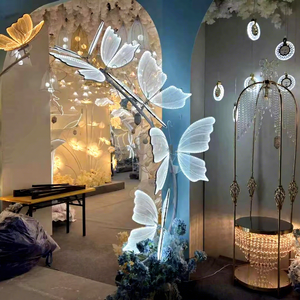 Nueva llegada de accesorios de boda mariposa eléctrica arco de luz fiesta Eventos Decoración colgante Led alas de mariposa para la decoración del techo de la boda - Product Image 1