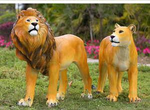 Guangzhou prezzo di fabbrica decorazione esterna a grandezza naturale in resina di vetro leone statua scultura giardino ornamenti leone - Product Image 4