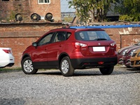 Японский внедорожник Suzuki S-Cross: интеллектуальный полный привод, экономичный, надежный, создан для поездок в любых условиях.