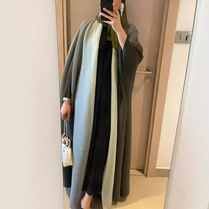 Miyake cổ điển phong cách của phụ nữ thời trang abaya Gradient màu xếp li Áo khoác mùa thu Áo choàng với thiết kế in nóng Trung Đông phong cách - Product Image 1
