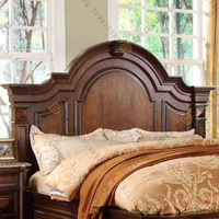 Lit Double en Bois Massif Style Américain Ancien, Bois de Cerisier 2m 2.2, pour Chambre de Maître de Villa Vintage Française