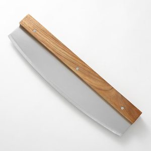 <span class=keywords><strong>Tagliapizza</strong></span> professionale con Logo eco-sostenibile in acciaio inox a bilanciere con manico in legno di Acacia - Product Image 1