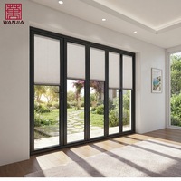 Stores électriques au design moderne, portes pliantes en aluminium, portes intérieures d'intimité, portes accordéon en verre, portes pliantes en deux parties