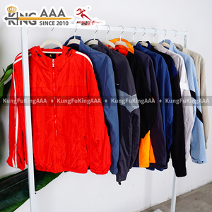 Giacche e Cappotti Invernali Usati da Uomo All'<span class=keywords><strong>Ingrosso</strong></span> KingAAA Cina <span class=keywords><strong>Abbigliamento</strong></span> Usato in Stock Vendita Calda in Balle - Product Image 5