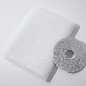 มุ้งลวดกันยุงแบบติดด้วยตัวเอง ไม่ต้องเจาะ เหมาะสำหรับห้องนอน - Product Image 1
