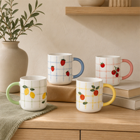 Tasses à fruits à carreaux colorées peintes à la main SWT, qui apportent un charme ludique et un caractère frais aux cuisines européennes et américaines au quotidien