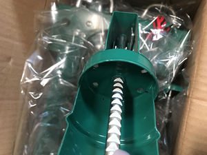 Vente en gros d'outils manuels <span class=keywords><strong>Pistolet</strong></span> à colle pour verre Pression 310ml 10oz 9 pouces <span class=keywords><strong>Pistolet</strong></span> à calfeutrer rotatif <span class=keywords><strong>Silicone</strong></span> mastic Applicateur tige Colle d'étanchéité - Product Image 6