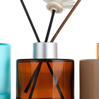 Bouteille de parfum en verre ordinaire, colorée, courte, de style nordique, inspirée d'Instagram, avec mécanisme diffuseur à bâtonnets, flacon vide pour maison et hôtel
