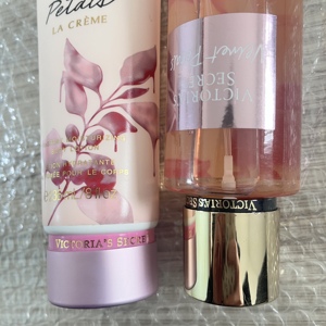 Loción <span class=keywords><strong>Corporal</strong></span> Original de Marca al por Mayor, 236 ml, Fragancia Femenina, <span class=keywords><strong>Crema</strong></span> <span class=keywords><strong>Corporal</strong></span> <span class=keywords><strong>Victoria</strong></span>'s <span class=keywords><strong>Secret</strong></span> para Mujer - Product Image 2