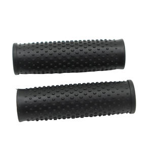 1 par de empuñaduras de goma para <span class=keywords><strong>Xiaomi</strong></span> M365/Pro/<span class=keywords><strong>1s</strong></span>/Pro2, accesorios para patinete eléctrico, piezas antideslizantes negras para montar en <span class=keywords><strong>monopatín</strong></span> - Product Image 1