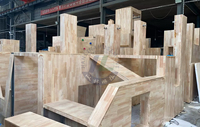 Estructura de Entrenamiento de Parkour para Niños con Bloques de Madera, Barras de Mono, Muro de Escalada y Pista de Obstáculos para Gimnasio y Escuela