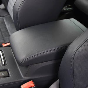 Funda de cuero para reposabrazos para Volkswagen Passat B8 2015-2019, caja de almacenamiento de microfibra negra, consola central - Product Image 1
