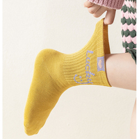 Chaussettes de sport unisexes pour jeunes, de haute qualité, rayées, tricotées, avec logo, pour la course à pied, à la cheville, écologiques, antidérapantes, à séchage rapide, en coton