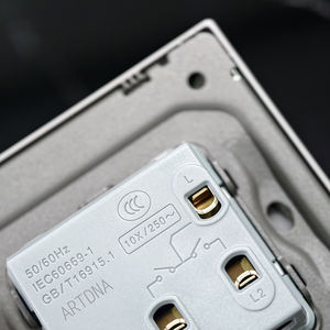 Interrupteur mural moderne de luxe ARTDNA, 2 gangs, 1 voie, IP20, qualité PC ignifuge, norme britannique, garantie 12 ans, CE ROHS - Product Image 3