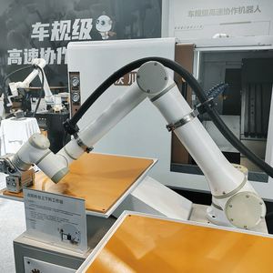 Robot industriel intelligent à 6 axes à longue portée HWINT pour le soudage intensif, le transfert de pièces et le tendantage CNC - Product Image 1