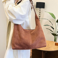 Sac à bandoulière Hobo en PU souple personnalisé avec logo, sac à main tendance en forme de croissant, sac à bandoulière décontracté pour femme, sac à main quotidien AF01