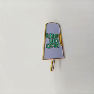 Nouvelles Étiquettes Métalliques Personnalisées pour Vêtements avec Logo de Marque, Étiquettes Décoratives pour Sacs en Métal, Fabriquées en Chine - Product Image 2