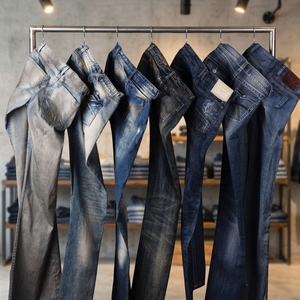 Jeans en denim décontractés pour hommes avec étiquettes de marque – Lot de stock en gros disponible au Bangladesh FOB 2,20-5,80 $ – Demi-vente en gros, MOQ 80 - Product Image 3