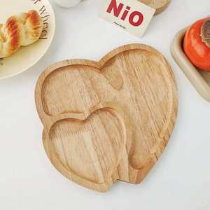ถาดไม้เนื้อแข็งรูปหัวใจคู่ ช่องคู่สำหรับใส่ขนมหวานและเครื่องประดับ - Product Image 4