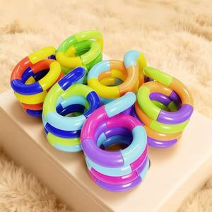 Juguete de entrenamiento de concentración con diseño de cristal multicolor y versátil, juguetes pequeños para niños, juguetes de descompresión al por mayor - Product Image 2