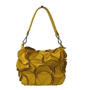 Italian fashion vegetable tanned yellow leather bag Sanremo Small dyed garment with petal seam and adjustable shoulder strap