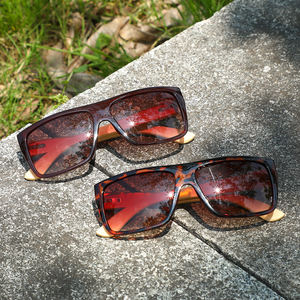 Gafas de sol hechas a mano con logotipo personalizado 2025, gafas de sol de bambú con montura cuadrada de tendencia, gafas deportivas UV400 con patillas de bambú, gafas de sol - Product Image 3