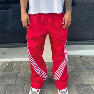 Nouveau pantalon cargo homme personnalisé de haute qualité, léger, avec logo imprimé DTG, réfléchissant, en nylon, patchwork, taille élastique oversize, style survêtement - Product Image 6