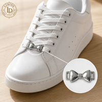 Breloque nœud papillon pour lacets en alliage de zinc argenté poli, pour la décoration DIY des lacets de chaussures et baskets, 49mm 62mm, vente en gros
