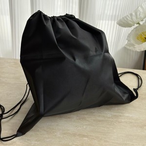 Ensemble Cadeau Personnalisé Fait Main de Luxe : Ballon de Basketball Vert en Silicone Léger avec Pompe et Sac de Transport pour Entraînement Sportif - Product Image 5