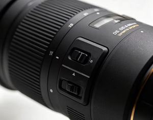เลนส์ซิกม่า 120-300 มม. f/2.8 DG OS HSM Sports สำหรับกล้องนิคอนเมาท์ F ฟูลเฟรม ซูมเทเลโฟโต้ รูรับแสงคงที่ F2.8 มือสอง - Product Image 3