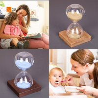 Handgemachte Buchenholz Basis Sand Timer 15 30 60 Minuten bunte Glas Sanduhr für Home Decor OEM Produktion