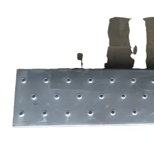 Planche en acier galvanisé personnalisée Accessoires de pédale en acier pour coffrage Matériaux de construction pour coffrage de béton
