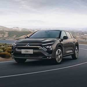 廉价待售汽车批发中国雪铁龙凡尔赛c5 x白色优质二手车销售