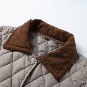 Manteau d'hiver élégant couleur lavande pour femmes d'âge mûr, col à revers, fermeture boutonnée avec poches latérales, style décontracté pour les trajets quotidiens - Product Image 4