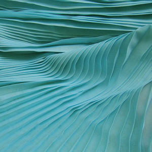 Плиссированная шифоновая ткань для платья - Product Image 4