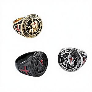 Tendance de la mode européenne et américaine : Bague en acier inoxydable avec portrait de César - Bijoux vintage adaptés aux hommes et aux femmes - Product Image 1