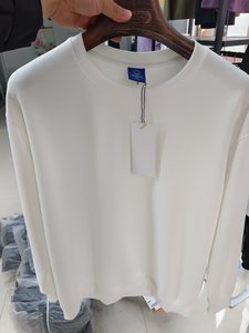 Sudadera Clásica de Fábrica Directa, Suave al Tacto, Nueva Llegada, Superventas, Calidad Premium, Estilo Urbano, para Usar en Invierno - Product Image 3