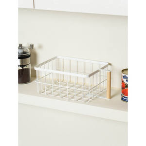 Cestello per rete metallica in ferro con manico in legno - Product Image 1