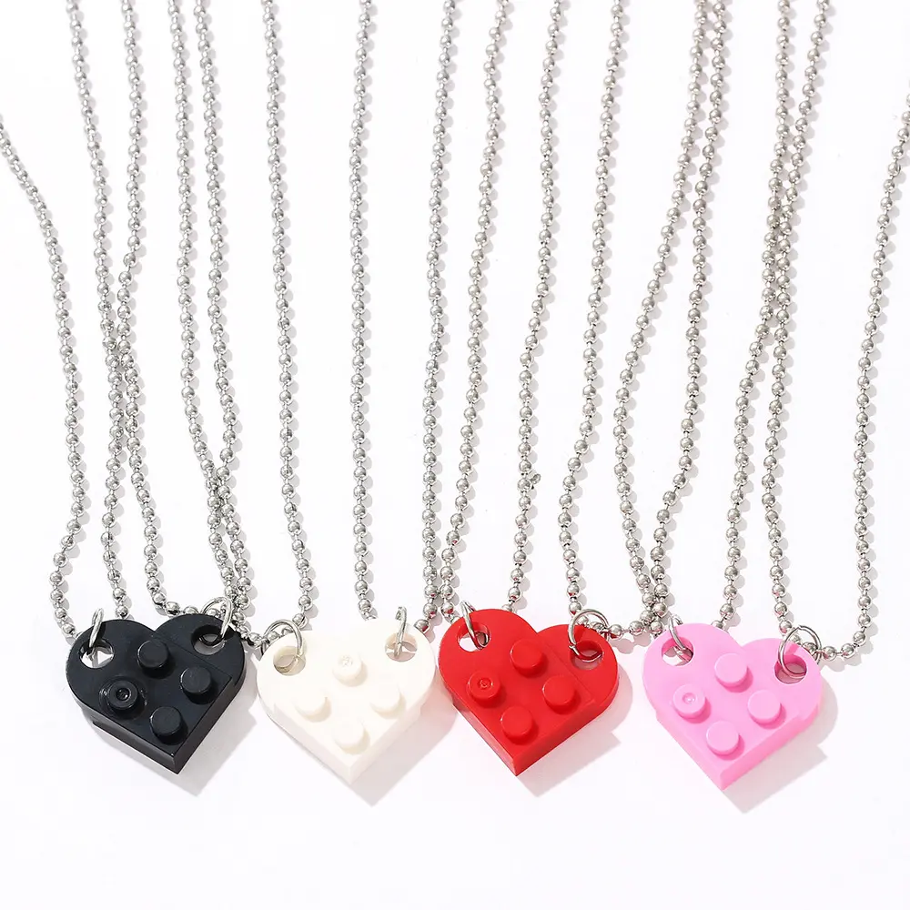 Liontin Rakitan Batu Bata Kombinasi Choker Hari Valentine Jwellery Geometris Kompatibel dengan Elemen Legos Peach Collier Hati