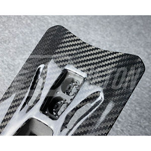 Kit de Paneles Interiores de Consola Central en Fibra de Carbono Seca 3K/6K/12K para Lamborghini Huracán LP610 LP580 EVO Tecnica 2015-2025 - Product Image 5