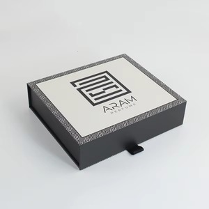 Custom Black Color With Logo Folding Magnetic Luxury Gift Box - Product Image 4