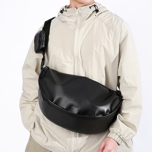 <span class=keywords><strong>Borsa</strong></span> a Tracolla in Nylon Nero Puro di Alta Qualità per Donne e Uomini, <span class=keywords><strong>Borsa</strong></span> Trendy <span class=keywords><strong>Lucida</strong></span> a Forma di Raviolo con Fodera in Poliestere e Tracolla Singola - Product Image 1