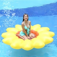 Flotteurs gonflables de piscine de radeau de partie de l'eau de plage de tournesol, matelas flottant de piscine gonflable à vendre