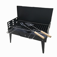 Mini barbecue de table de haute qualité en métal pliant portable camping petit barbecue grill charbon de bois pour l'extérieur