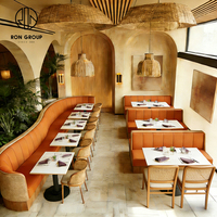 Ensemble de canapés et de tables de restaurant modernes en bois et marbre courbé pour café