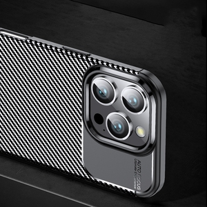 Cho Apple bọ cánh cứng sợi Carbon TPU mềm trường hợp <span class=keywords><strong>iPhone</strong></span> 16 Pro 16 Pro Max Tương thích <span class=keywords><strong>iPhone</strong></span> 15 14 Pro mô hình số bảo vệ trường hợp - Product Image 4